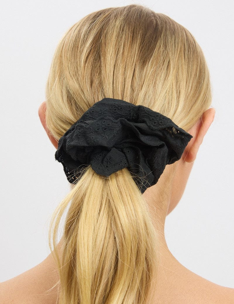 Black Oversized Broderie Scrunchie - Àlainn Fashion