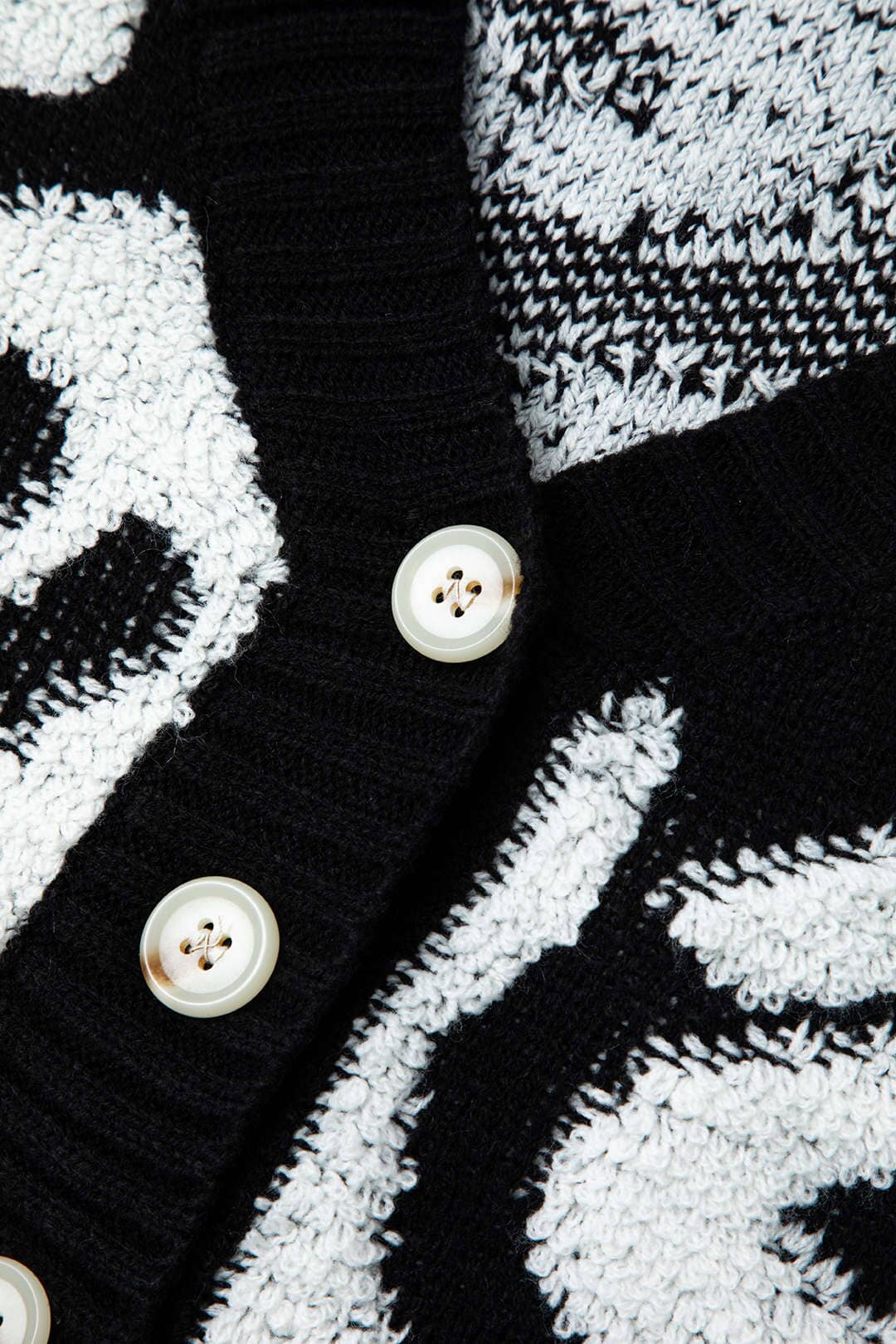 Colorblock V-neck Knit Button Up Cardigan - Àlainn Fashion