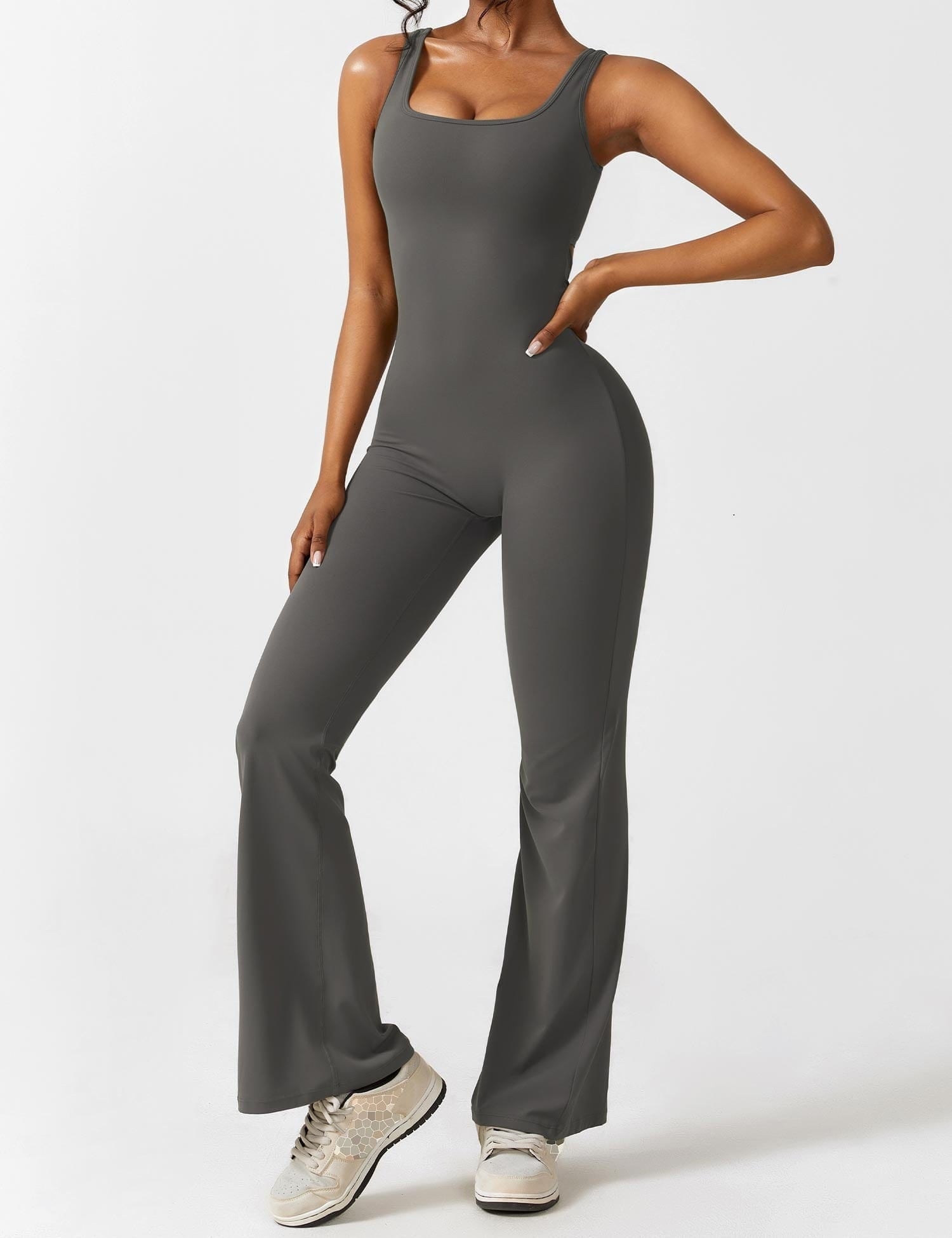 V-Back Jumpsuit - Àlainn Fashion