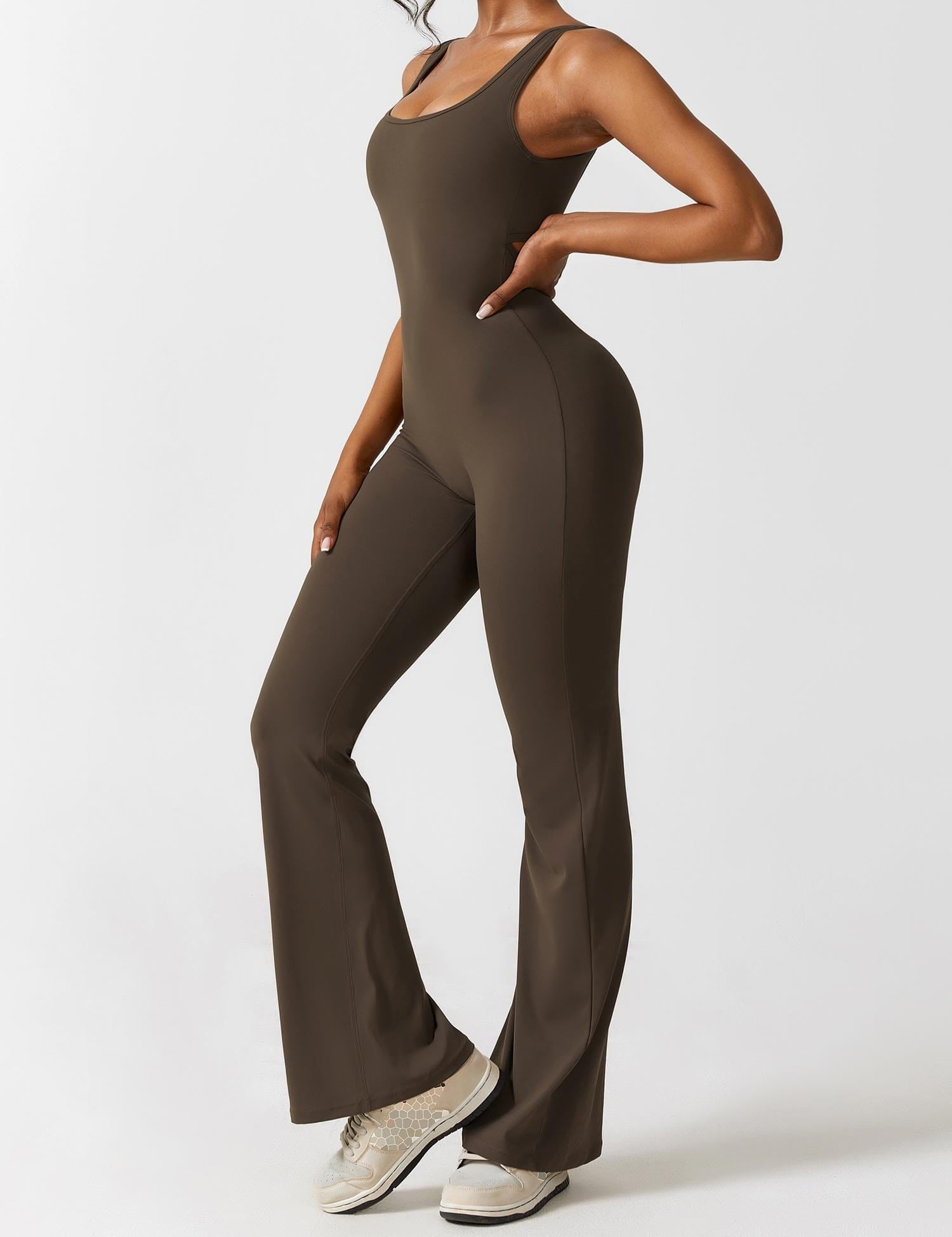 V-Back Jumpsuit - Àlainn Fashion